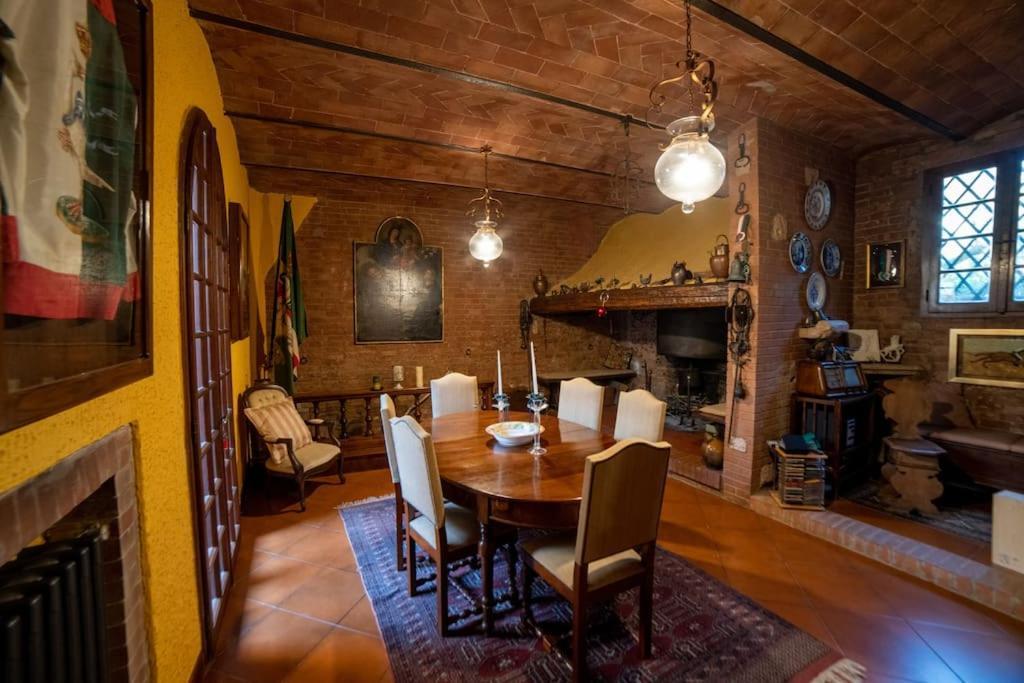Casa Lazzaro Al Centro Di Siena Villa Buitenkant foto
