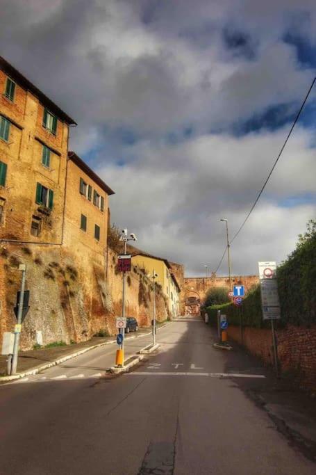 Casa Lazzaro Al Centro Di Siena Villa Buitenkant foto